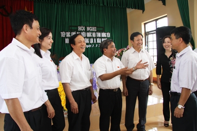Đoàn ĐBQH tỉnh Hưng Yên tiếp xúc cử tri các huyện trong tỉnh